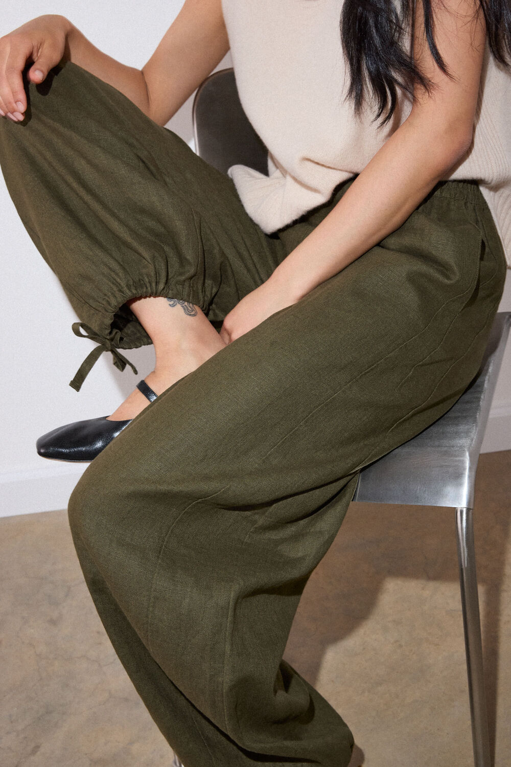 Khaki Linen Balloon Hem Trousers