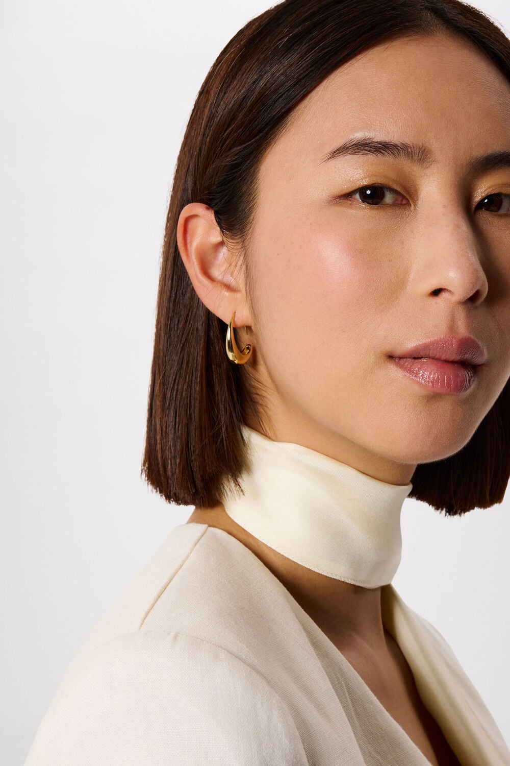 Gold Mini Wire Hoop Earring
