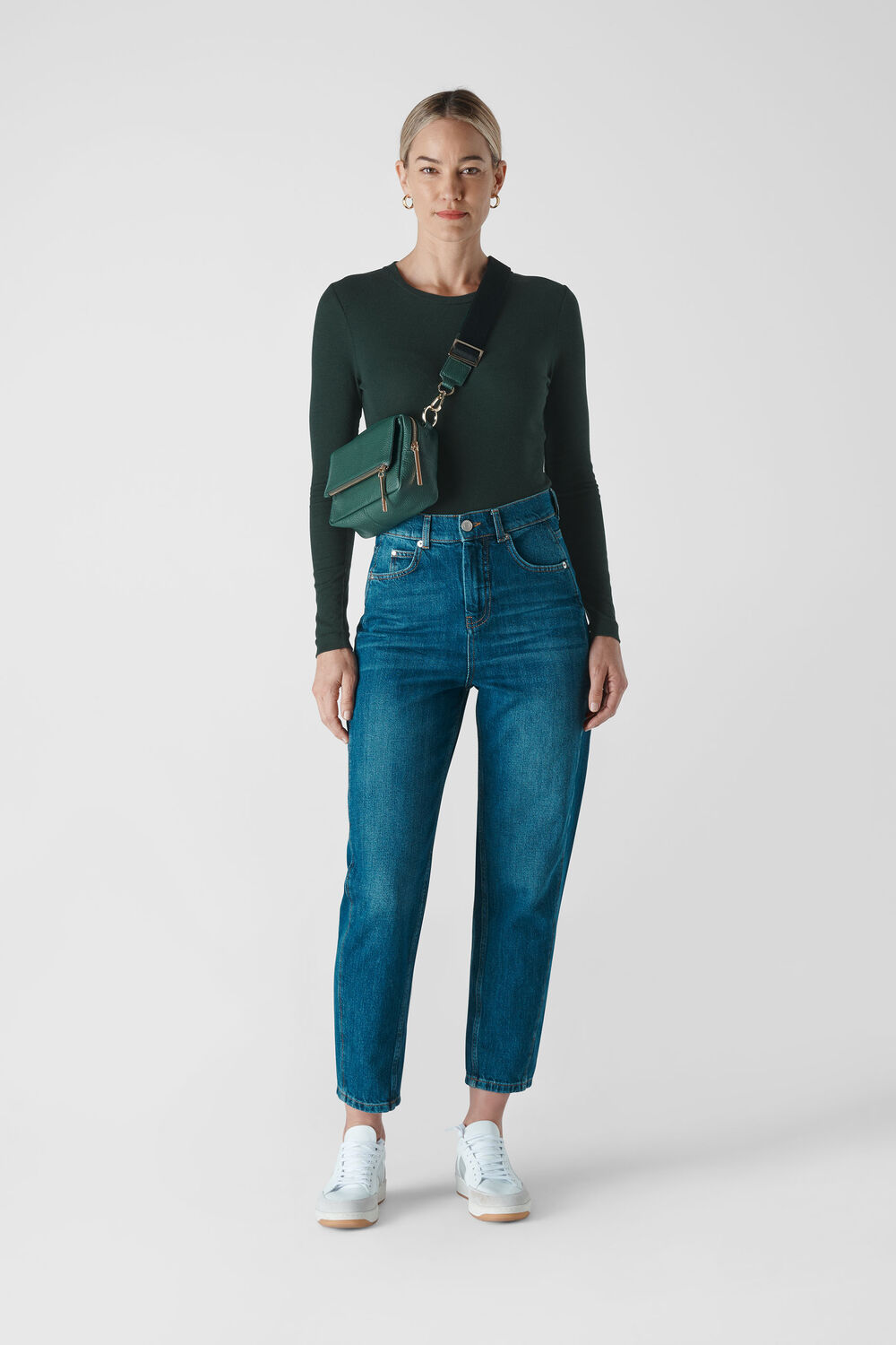 Essential Crew Neck Dark Green