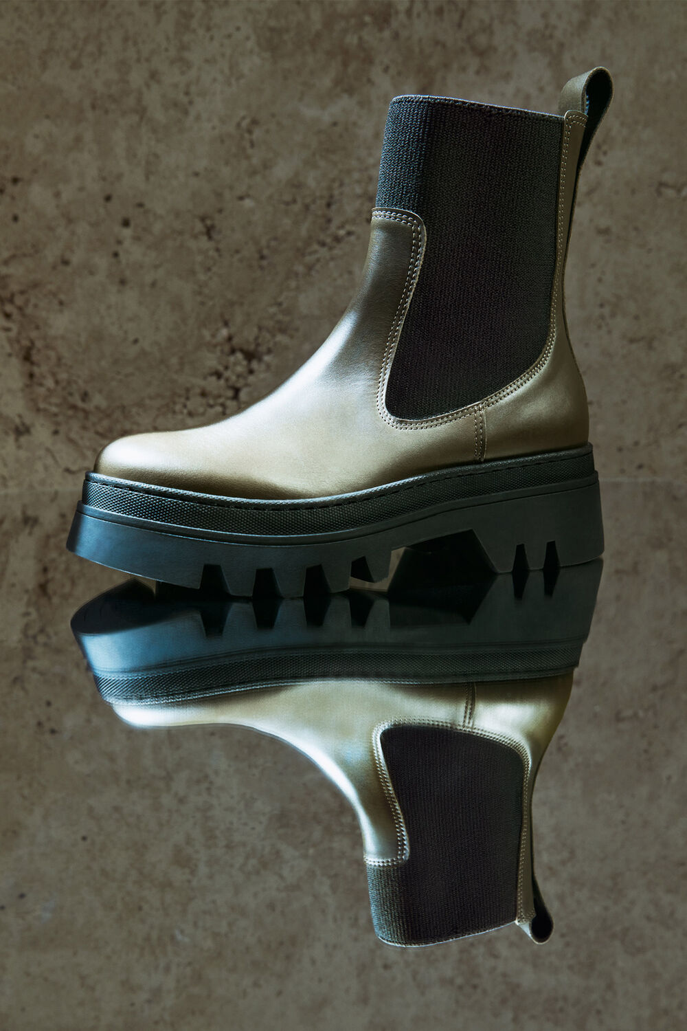 Hatton Chunky Chelsea Boot