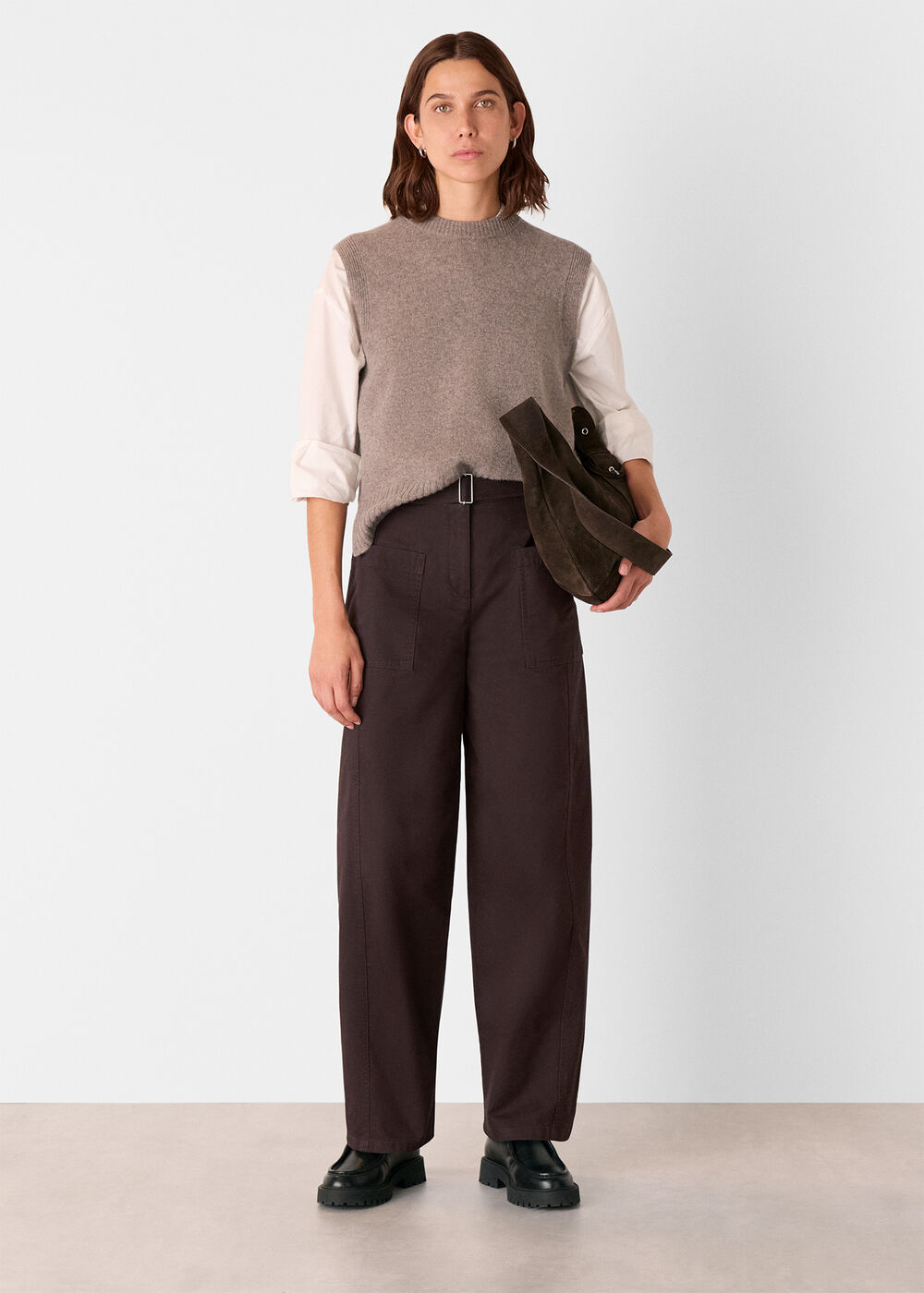 Belted Cotton Barrel Trouser