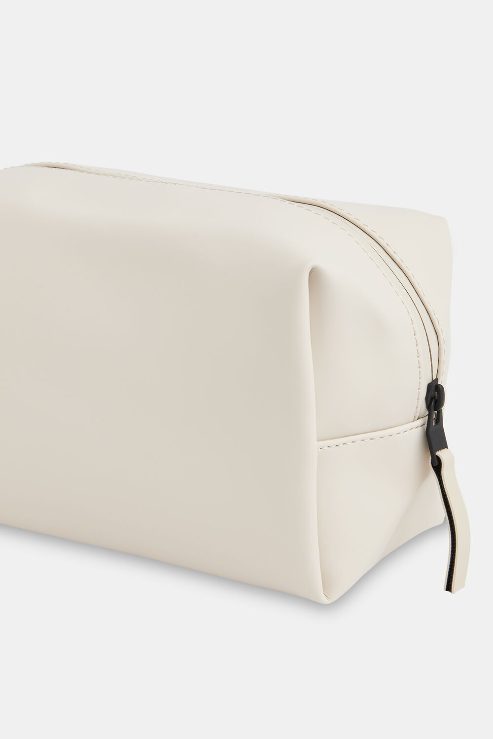 Ivory Rains Wash Bag Small