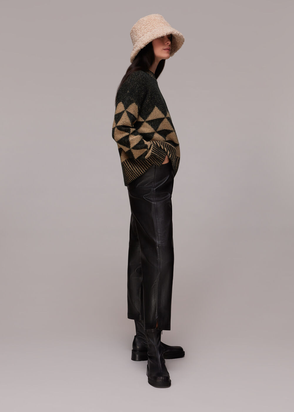 Contrast Geometric Jumper