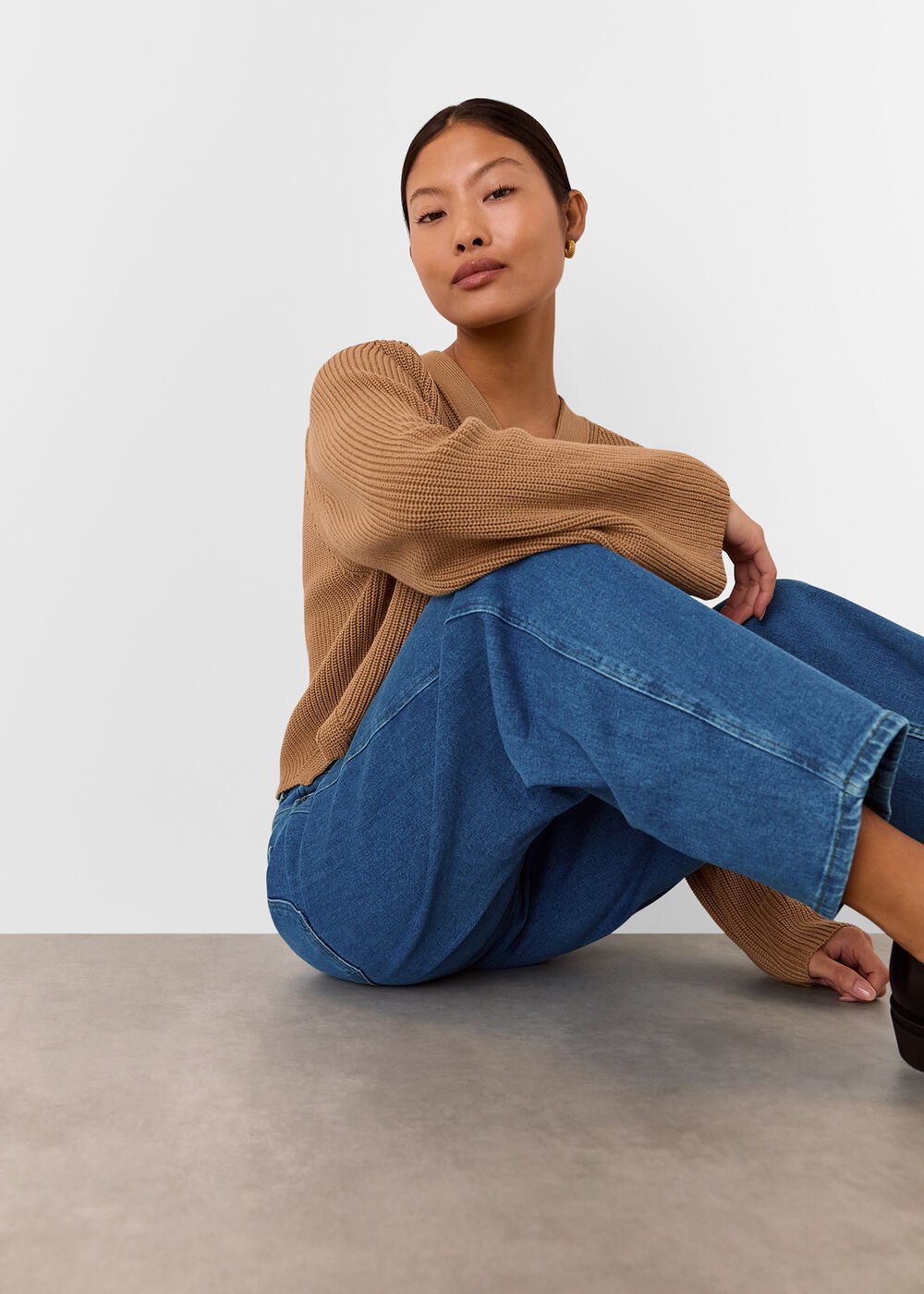 Petite Stretch Barrel Leg Jean
