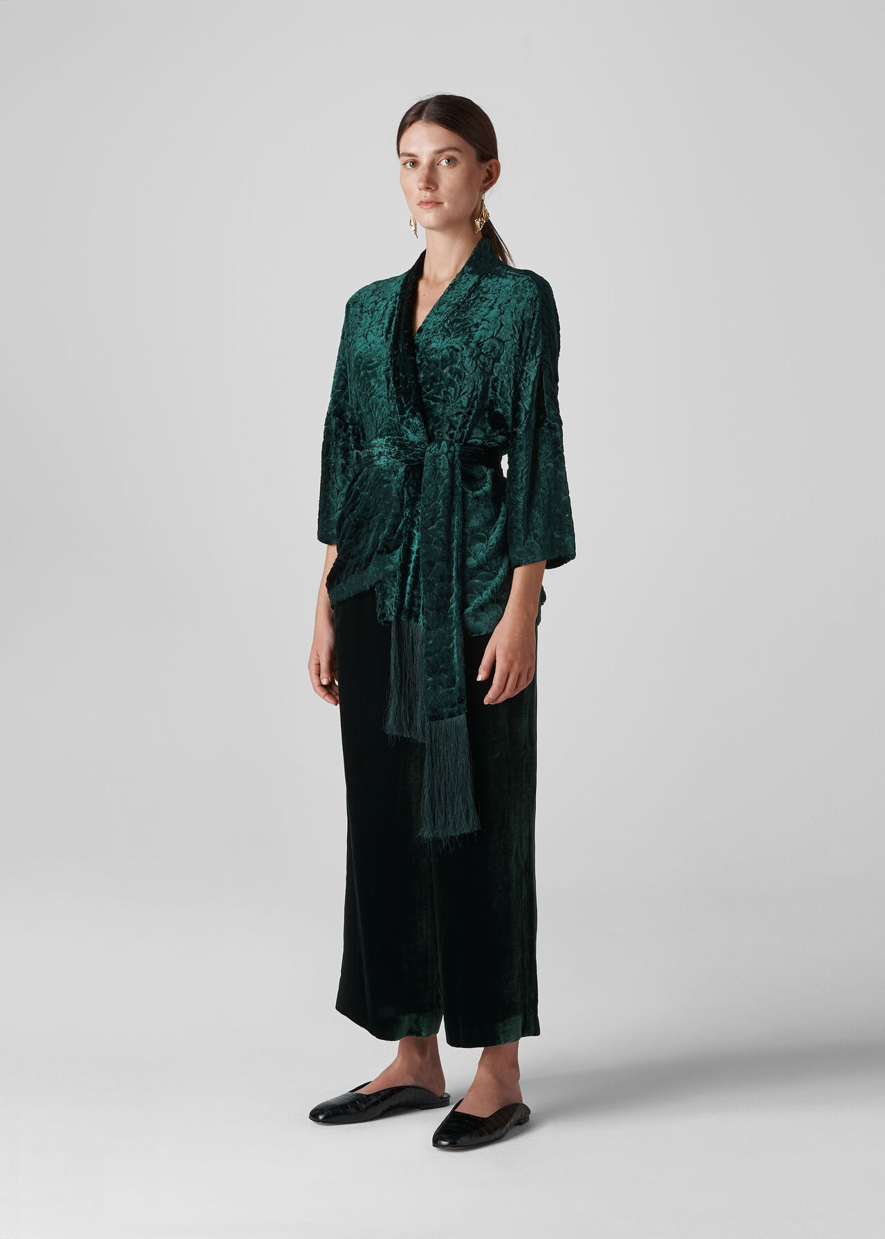 Evony Velvet Kimono Jacket Green