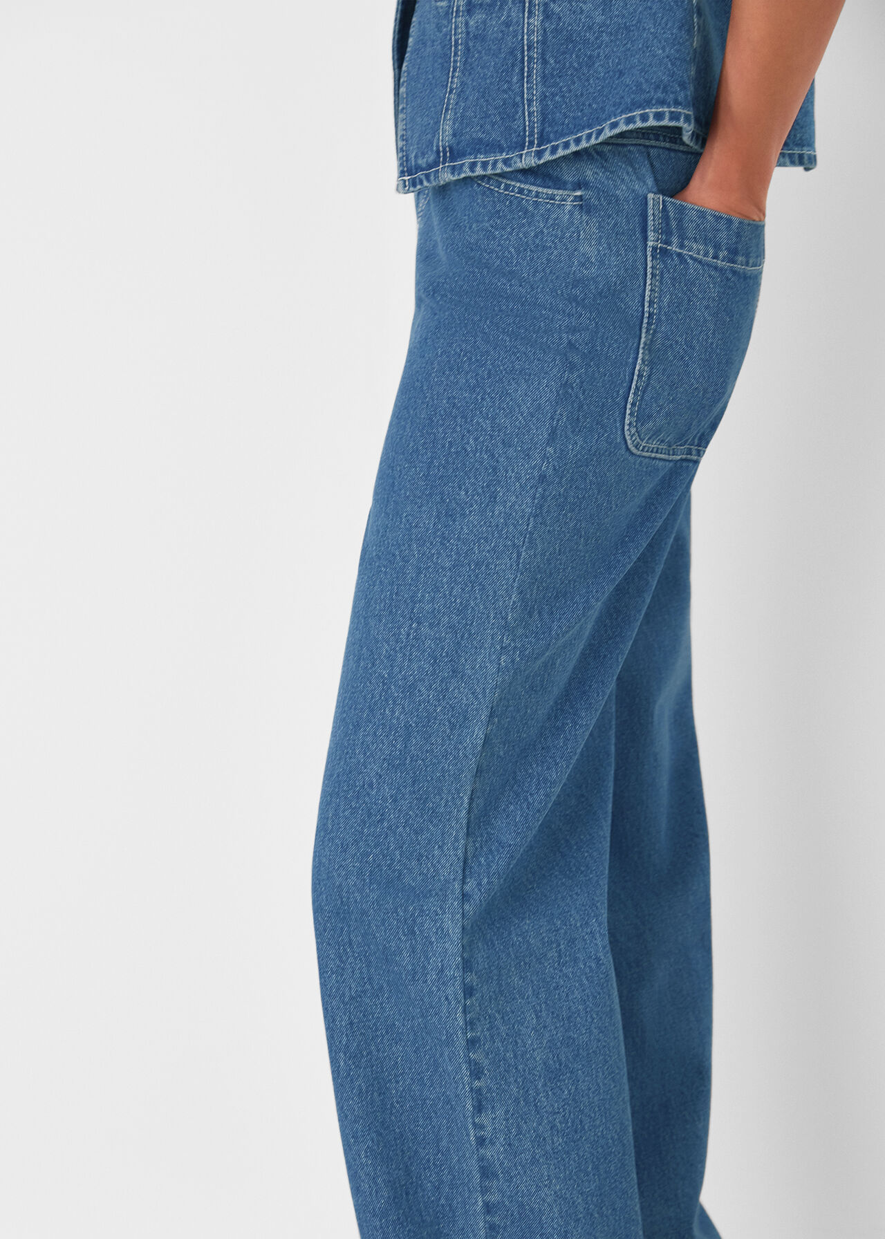 Relaxed Straight Leg Jean