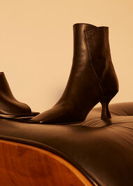Wade Square Toe Boot