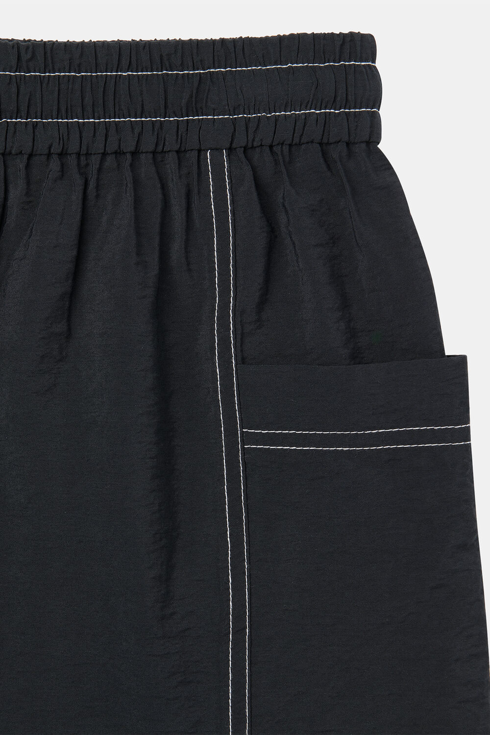 Black Contrast Stitch Pull On Short