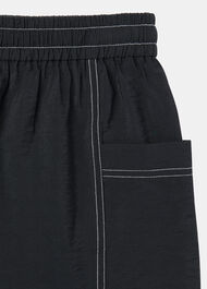 Contrast Stitch Pull On Short
