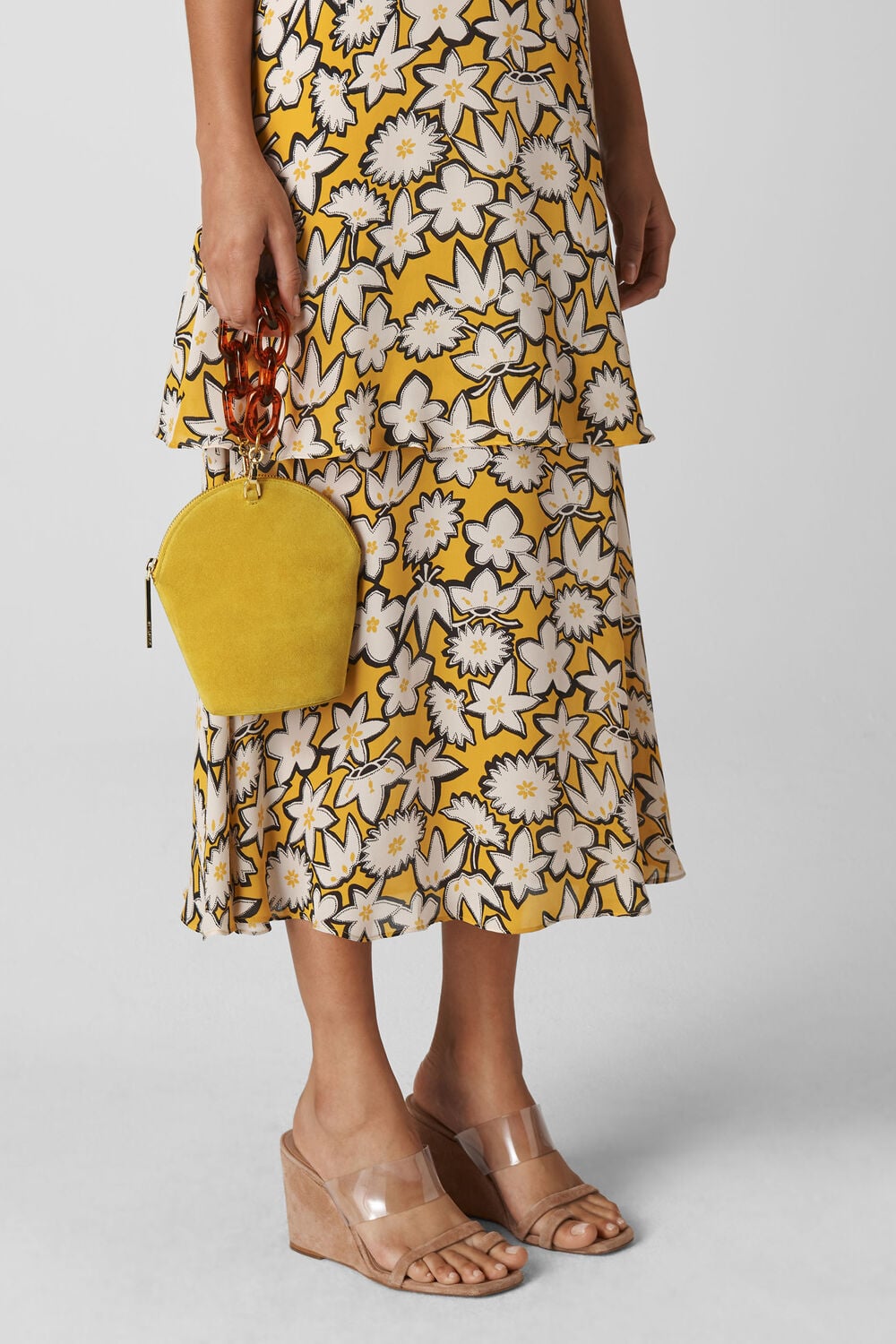 Resin Chain Leonard Wristlet Yellow