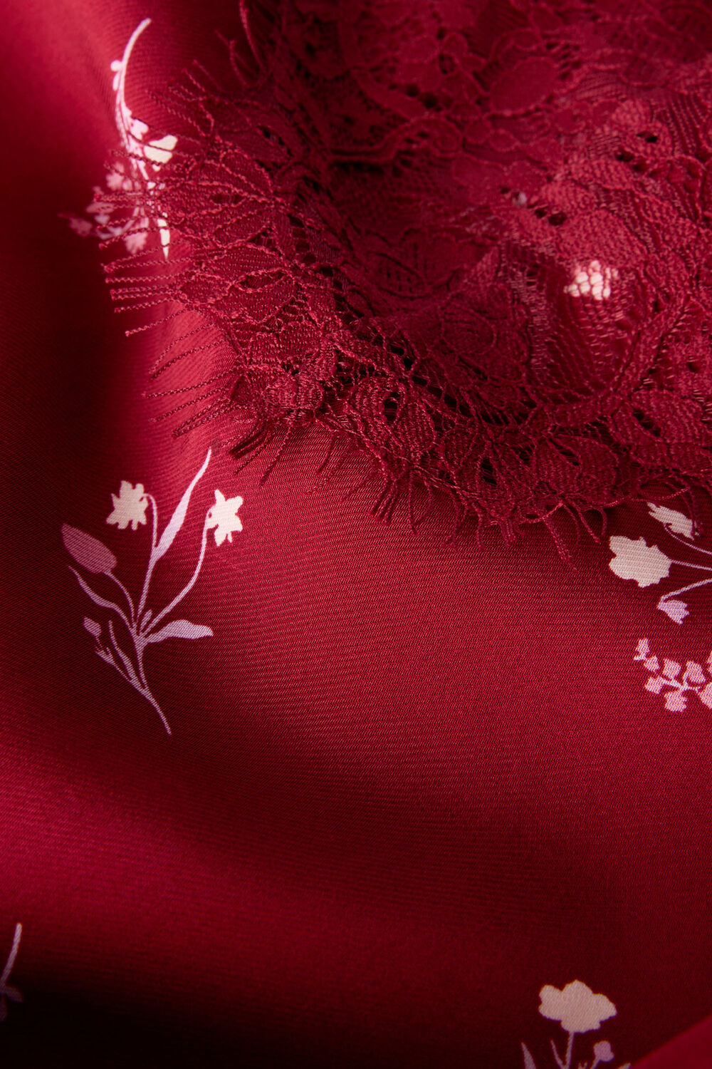Burgundy Floral Lace Trim Top