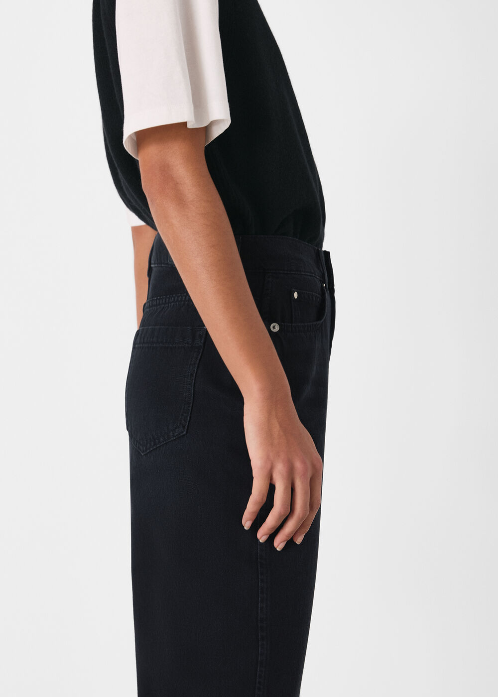 Authentic Barrel Leg Jean