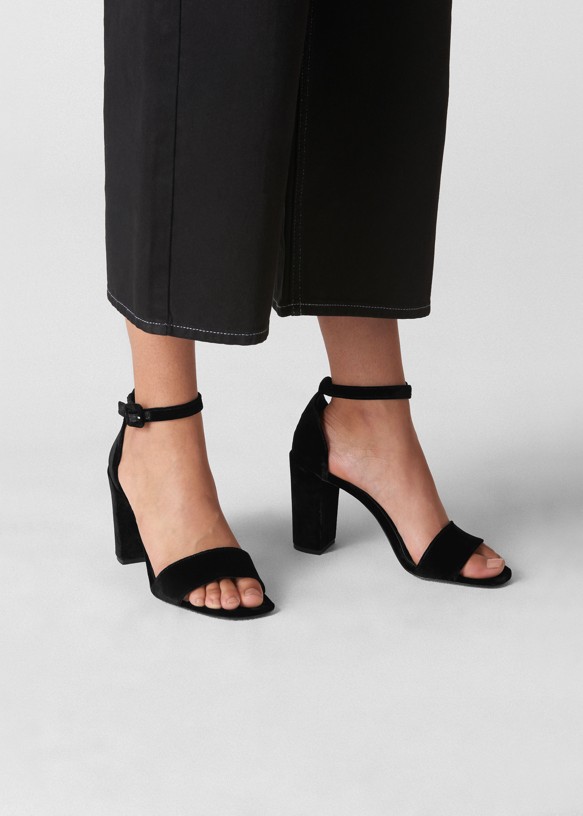 Black Alba Velvet Block Heel Sandal 