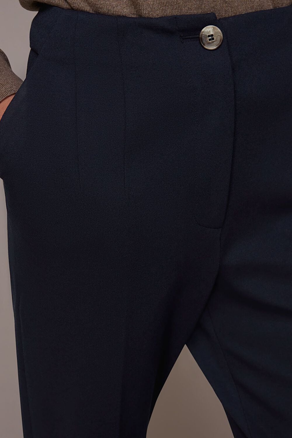Lila Tapered Ponte Trouser