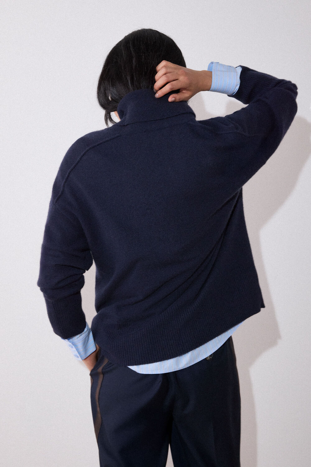 Navy Cashmere Seam Roll Neck Knit