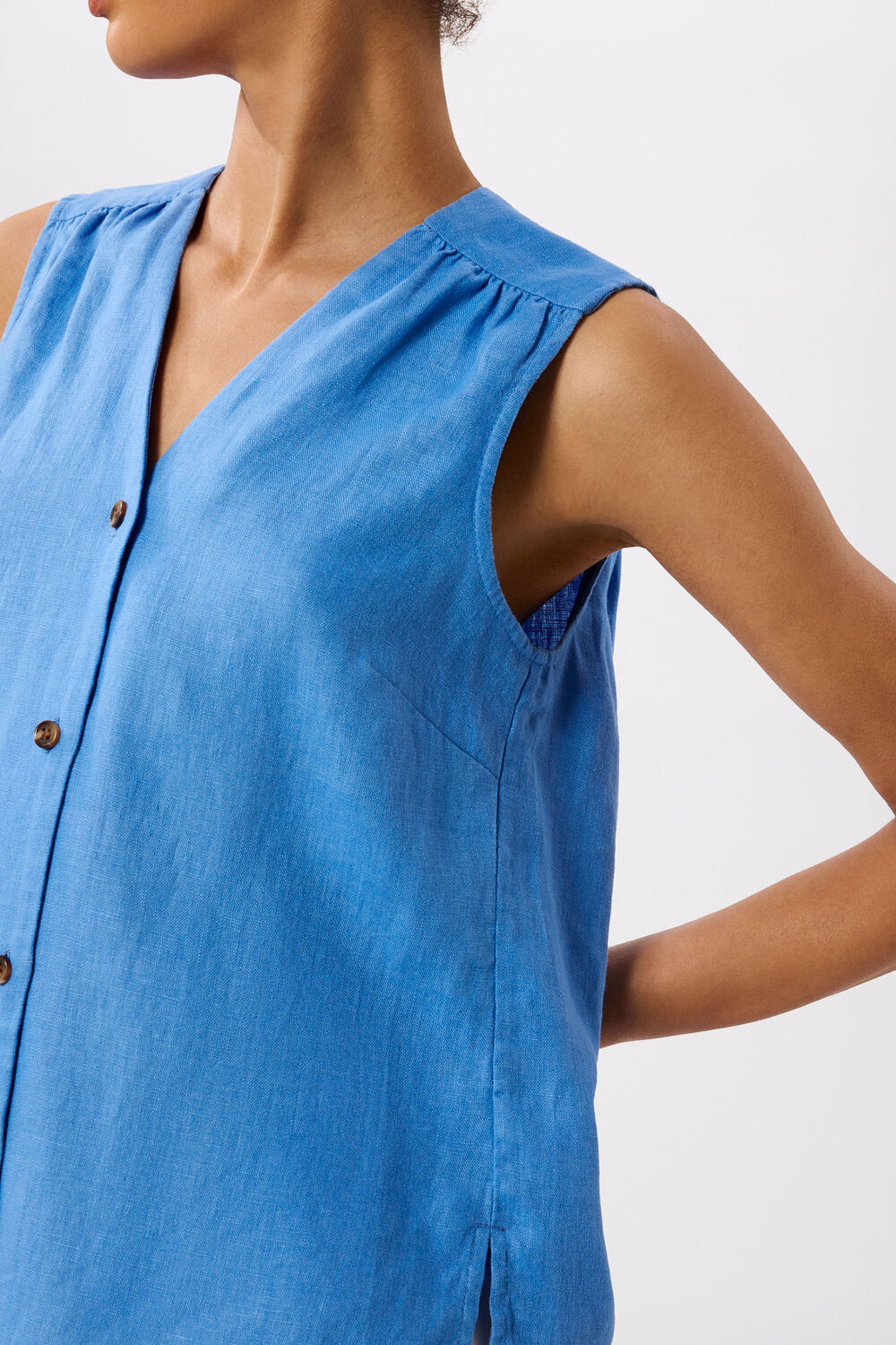 Laura Linen Tank