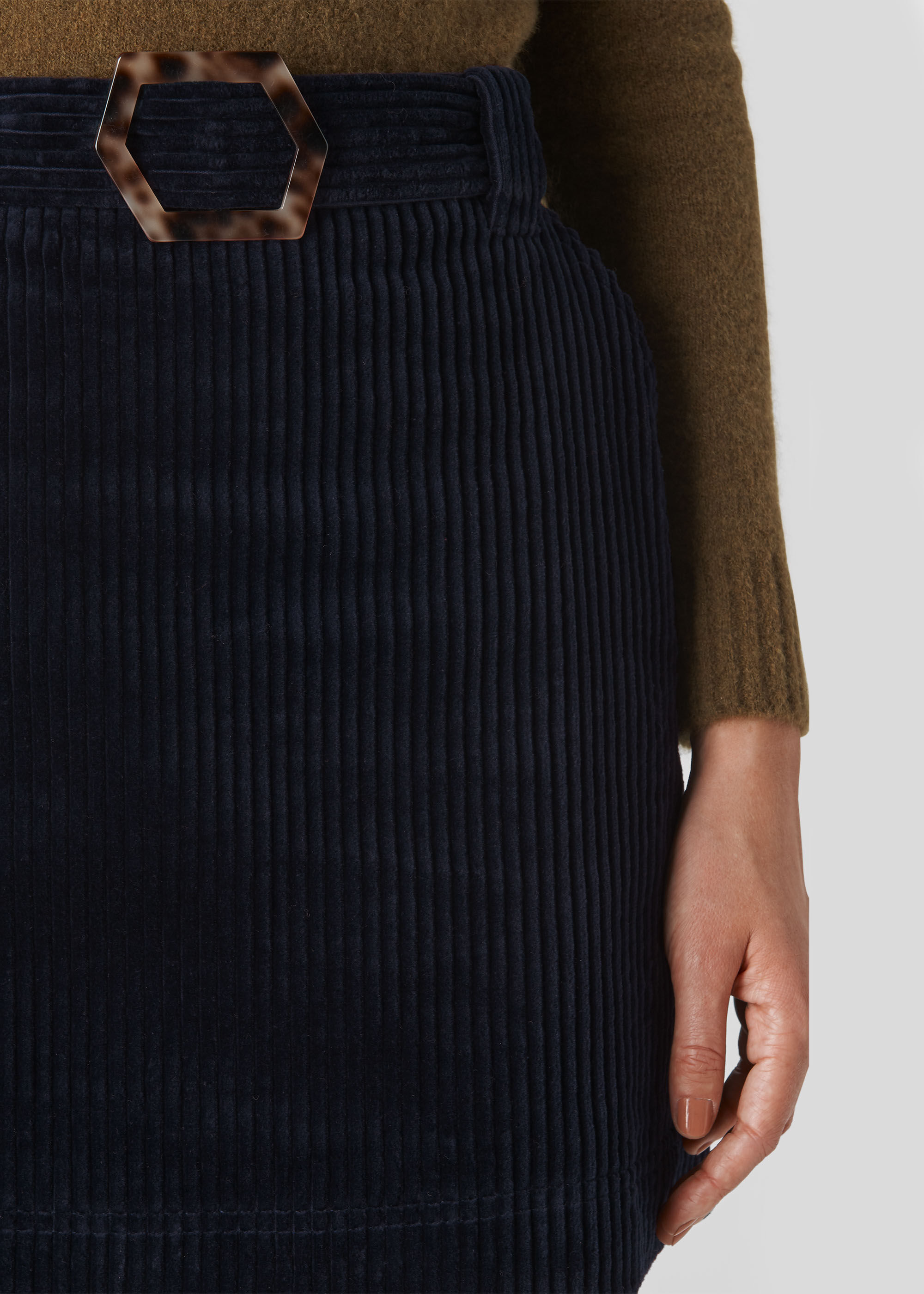 Short corduroy hotsell skirt cos