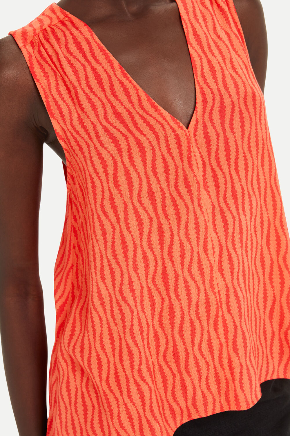 Optical Rope Vest Top