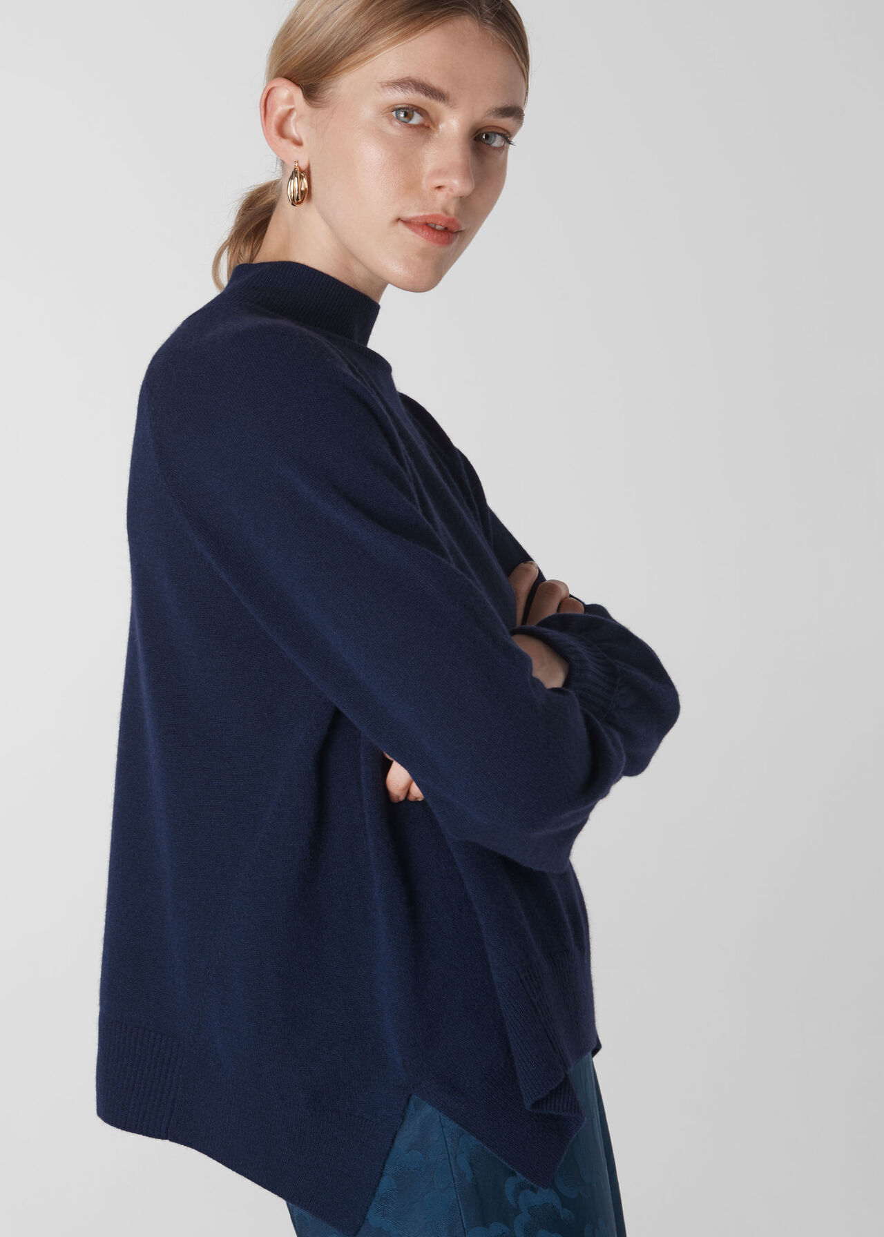 Funnel Neck Cashmere Knit Navy