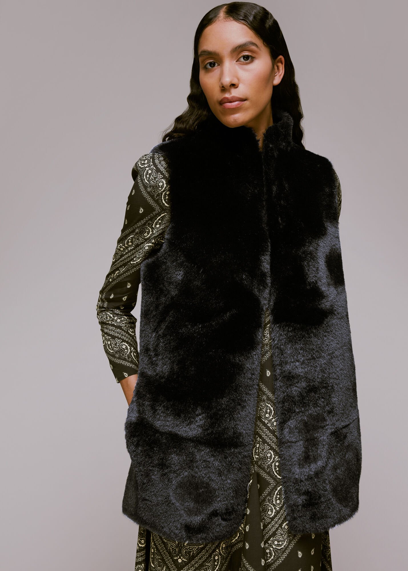 Black faux fur gilet top womens