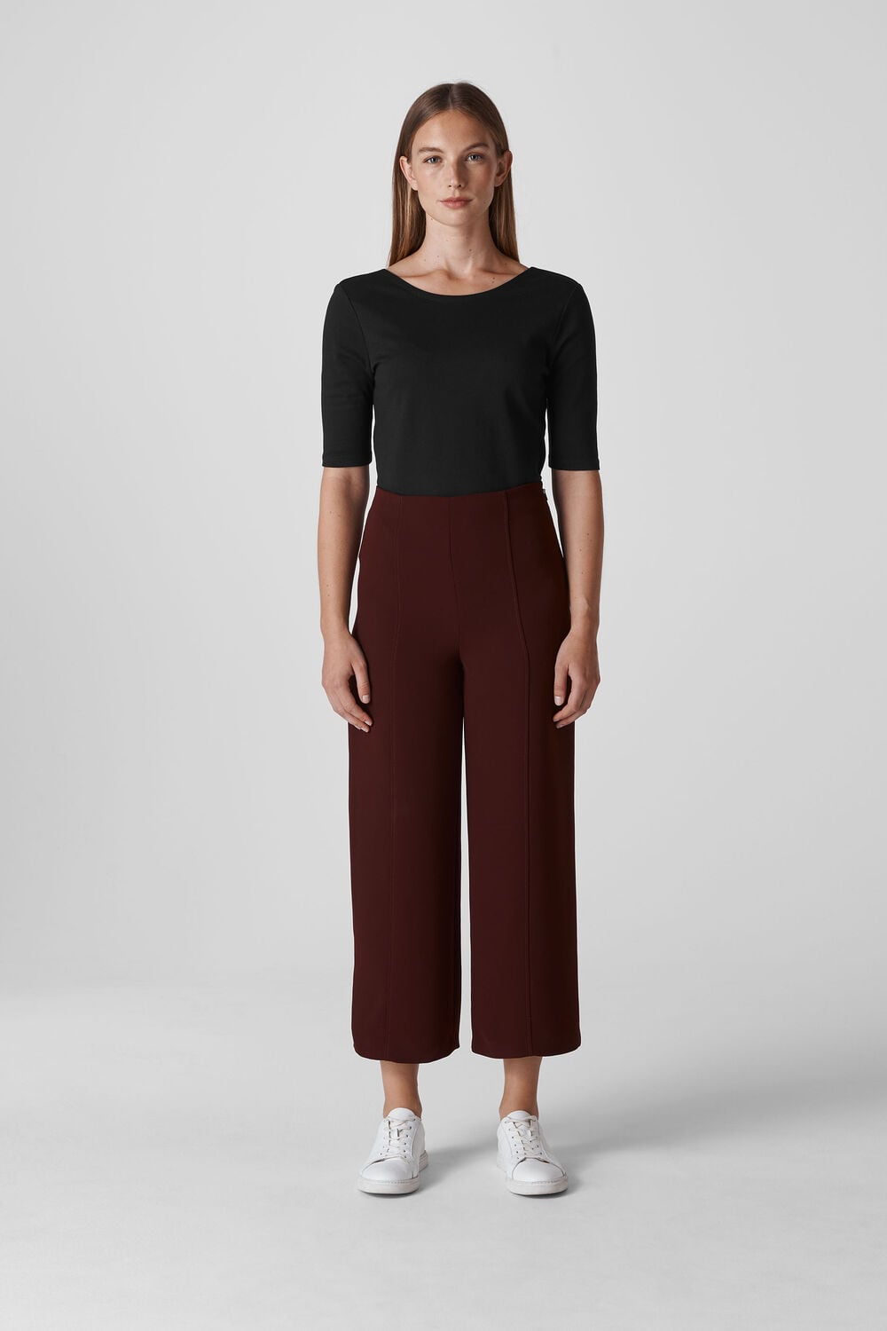 Scoop Back Top Black