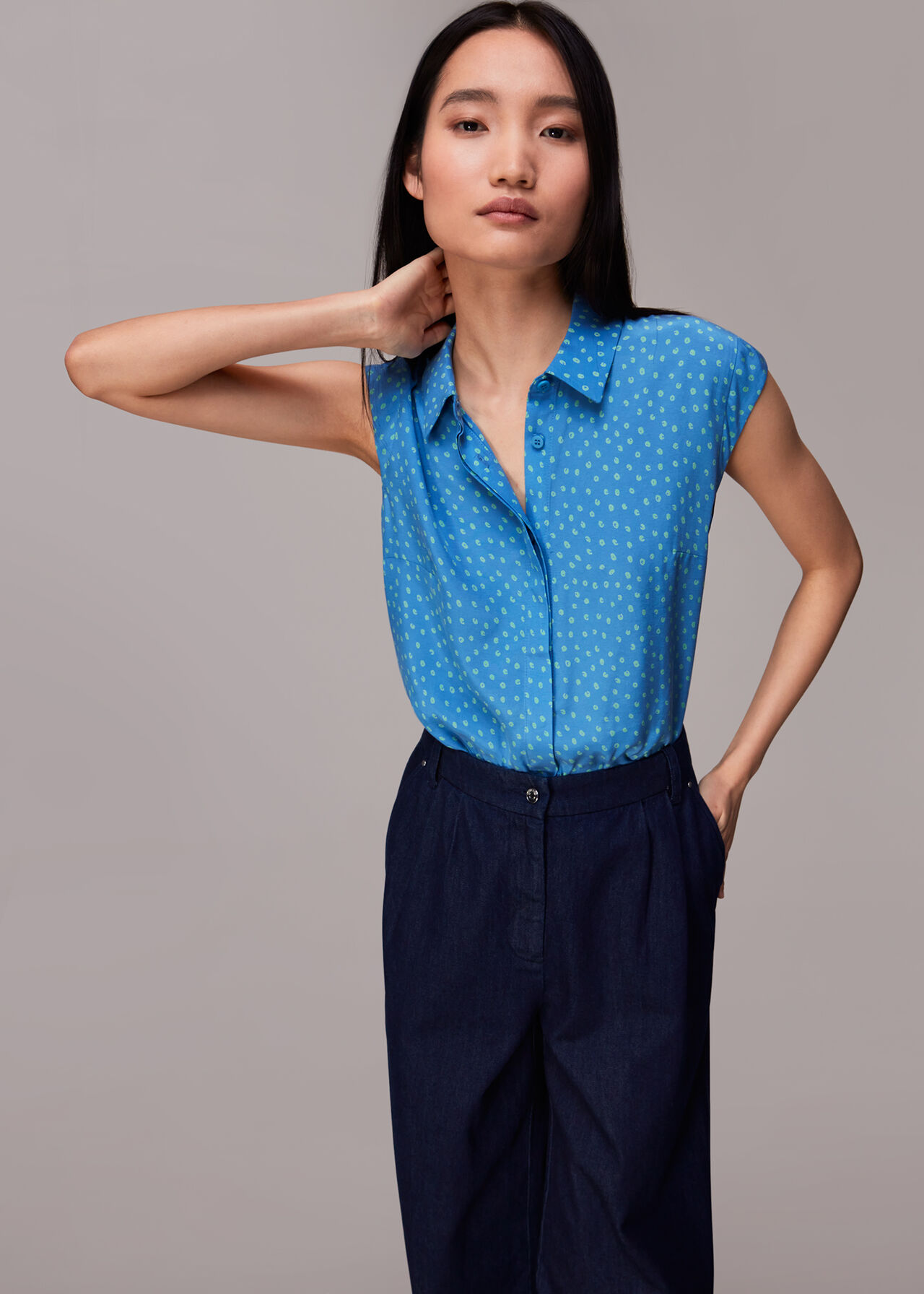 Spot Print Sleeveless Shirt