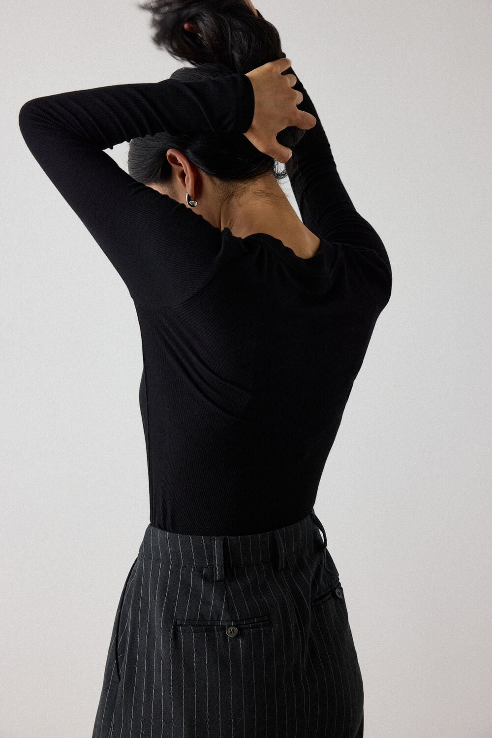 Essential Ribbed Crew