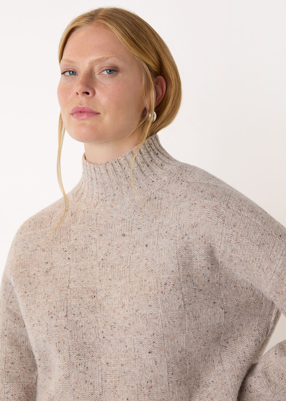 Wool Textured Check Knit