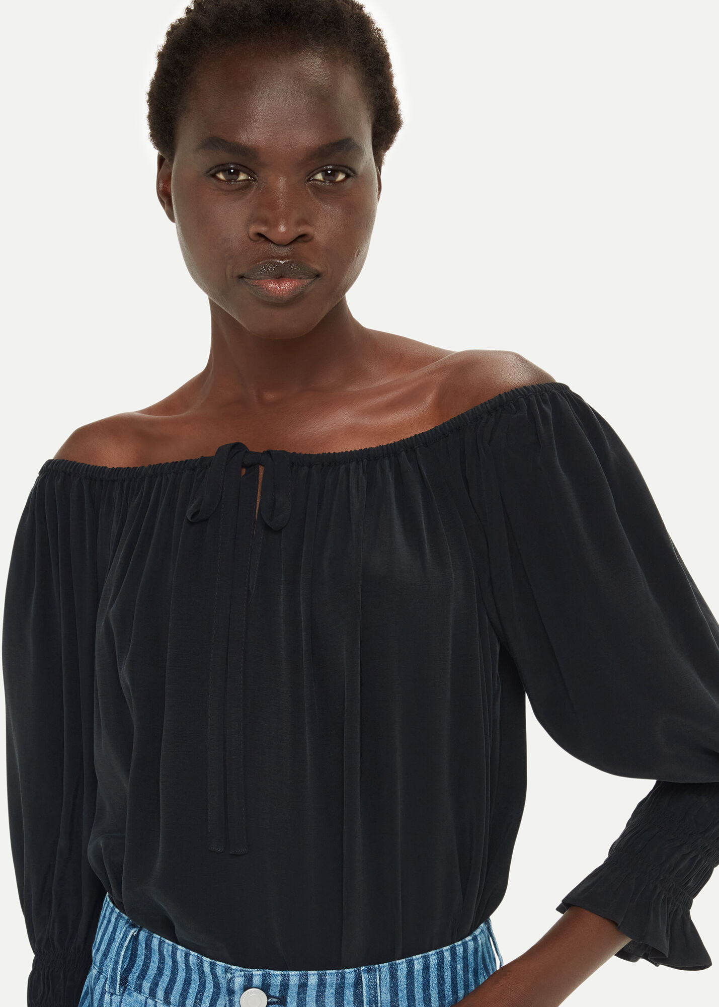 Black silk off sales the shoulder top