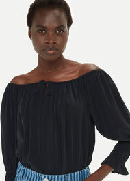 Winoa Off Shoulder Top