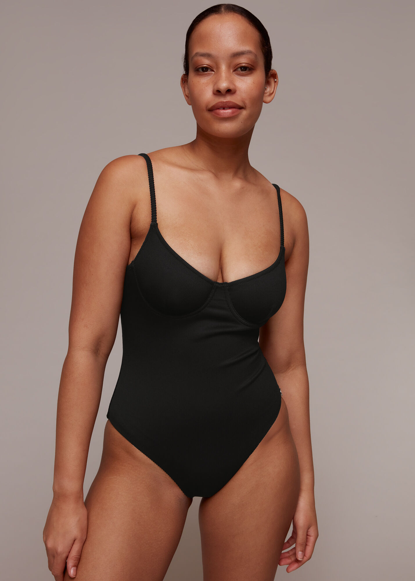 Black underwire clearance swimsuit