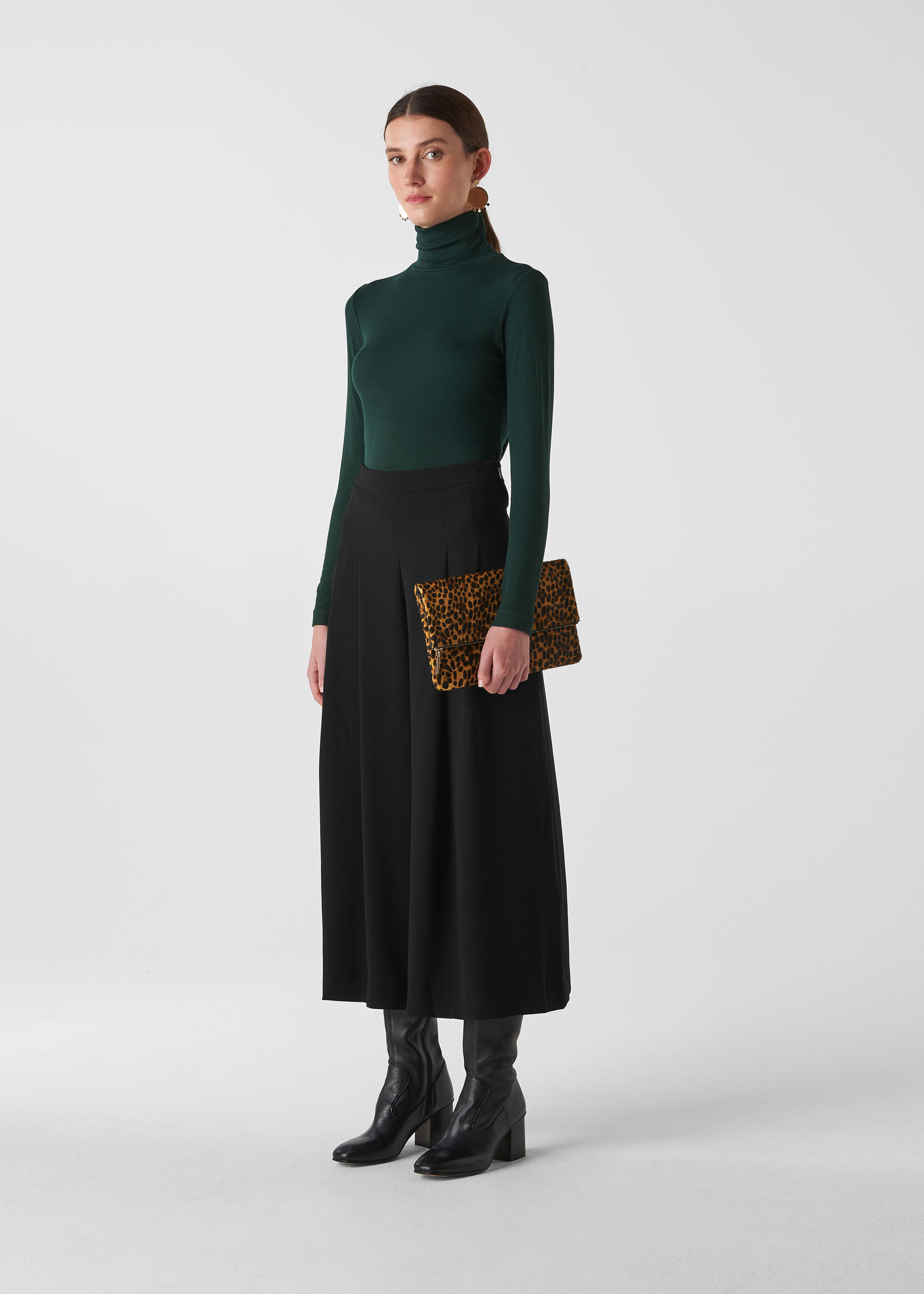 Wide leg pleated best sale trousers uk