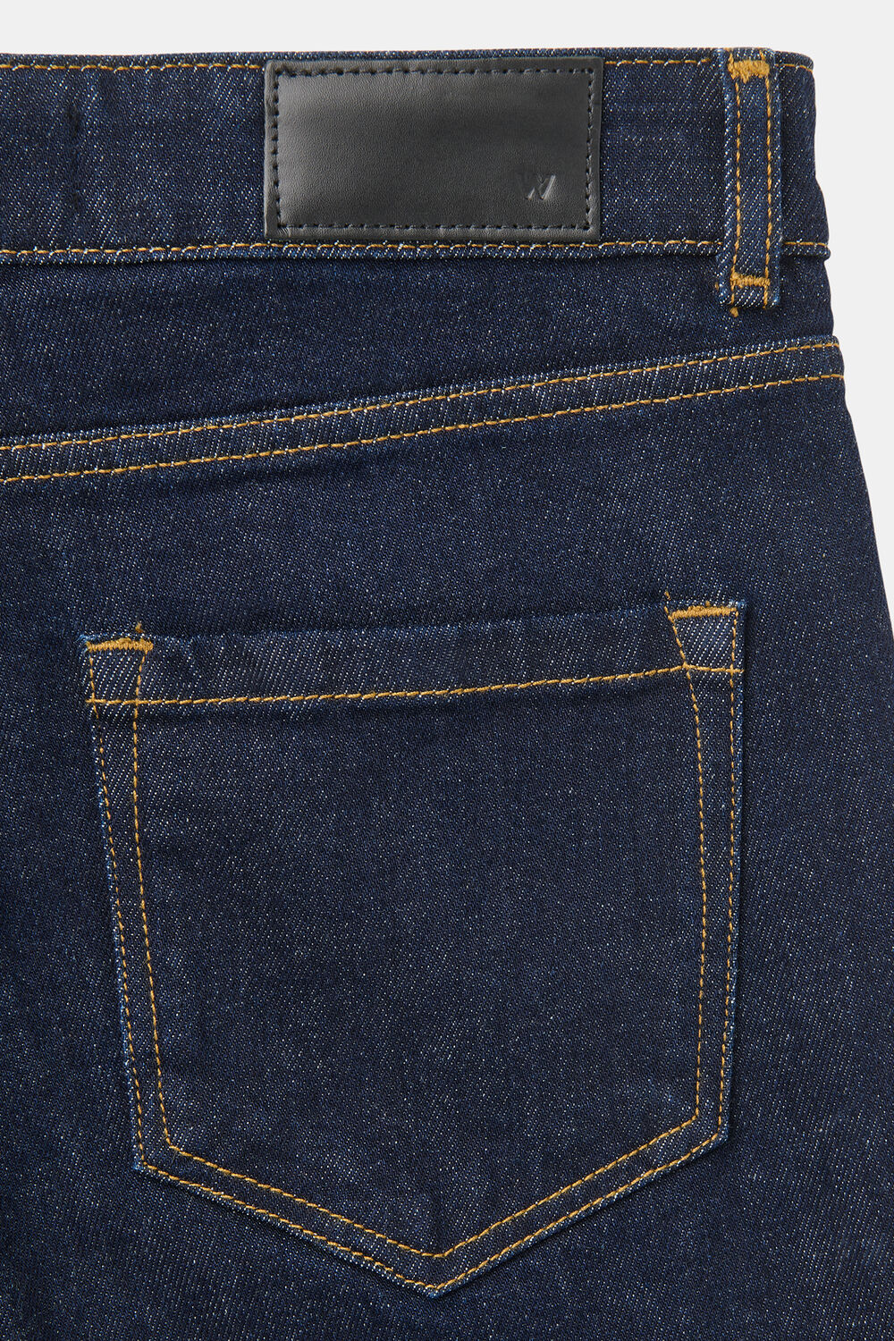 Stretch Barrel Leg Jean