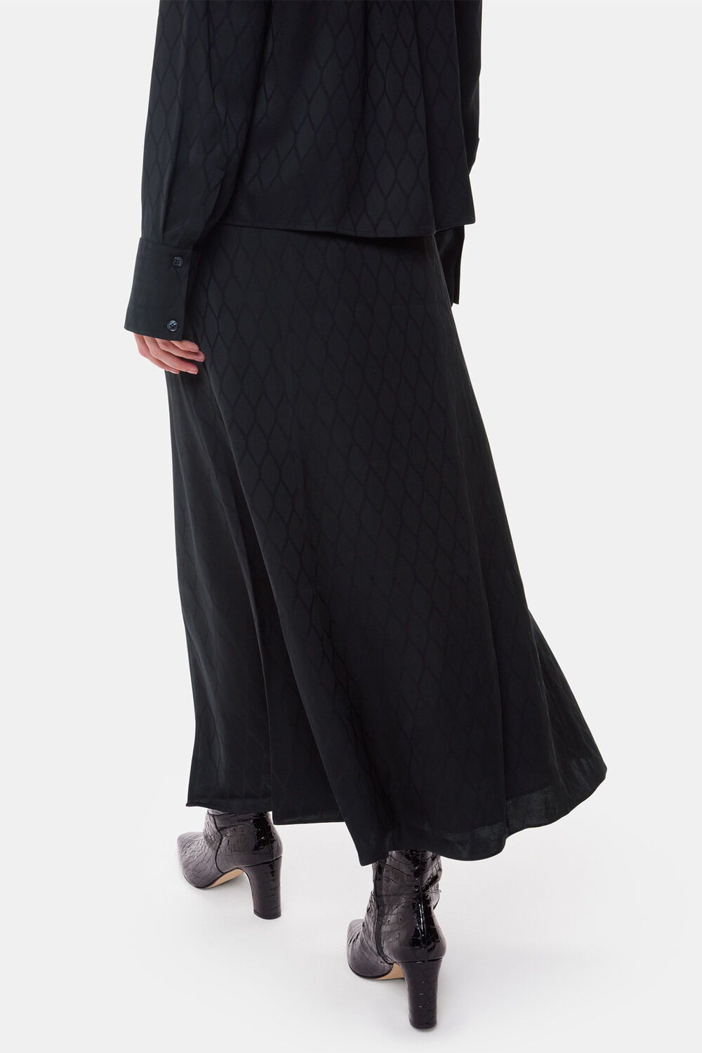 Diamond Jacquard Midi Skirt