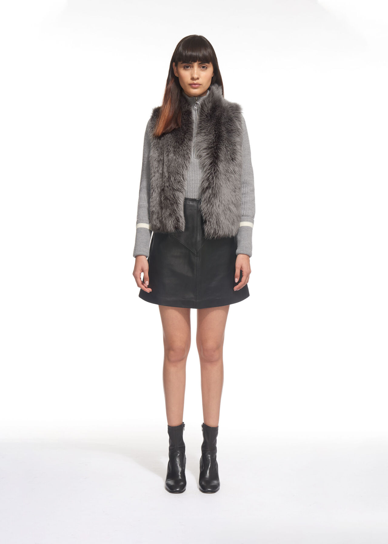 Short Sheepskin Gilet Grey