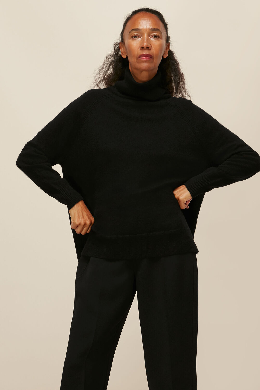 Cashmere Roll Neck Knit