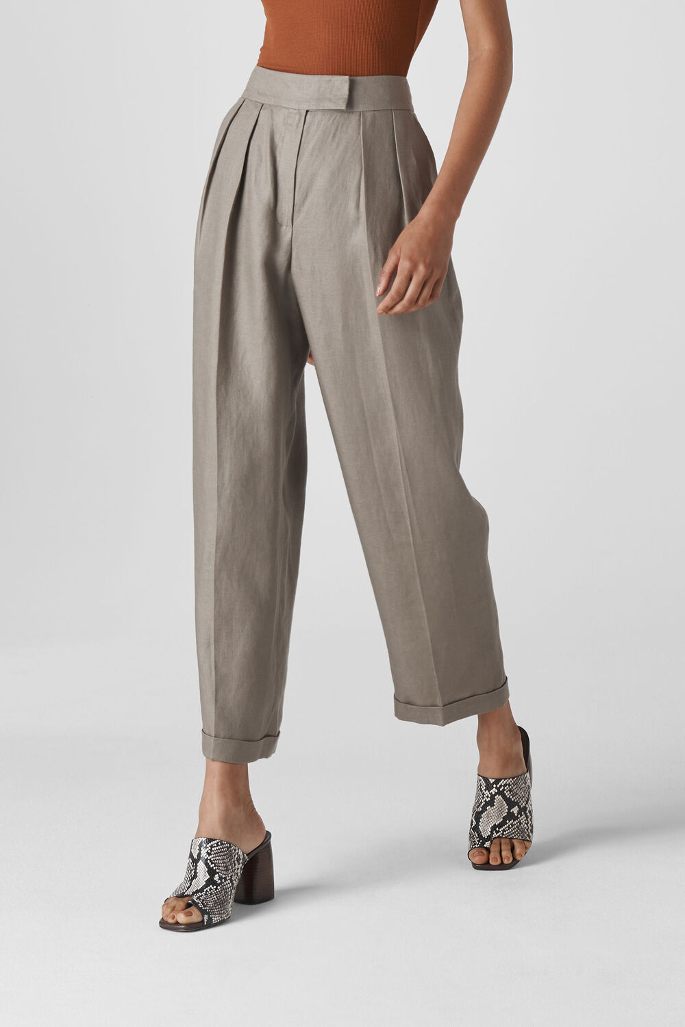 Lydia Linen Pleated Trouser Grey