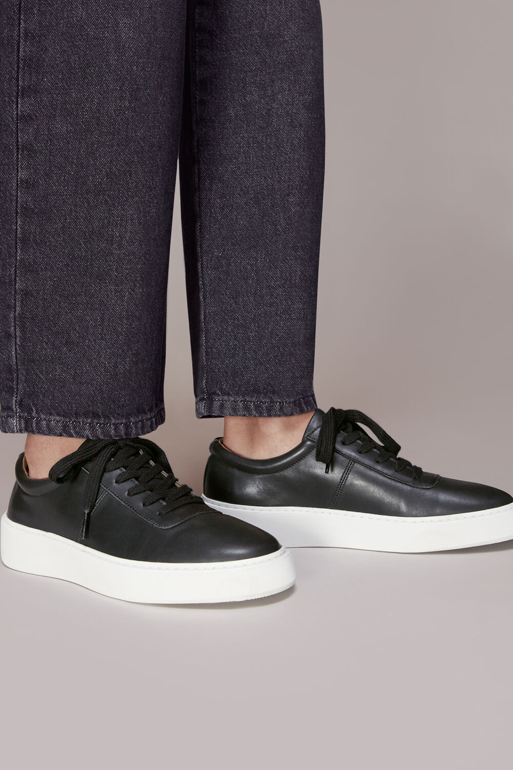 Black Kalie Deep Sole Trainer
