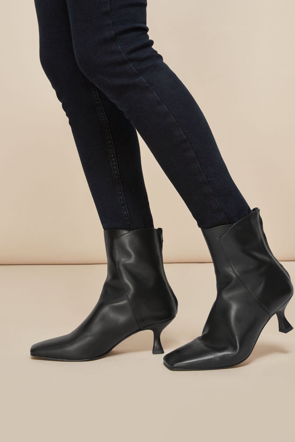 Wade Square Toe Boot