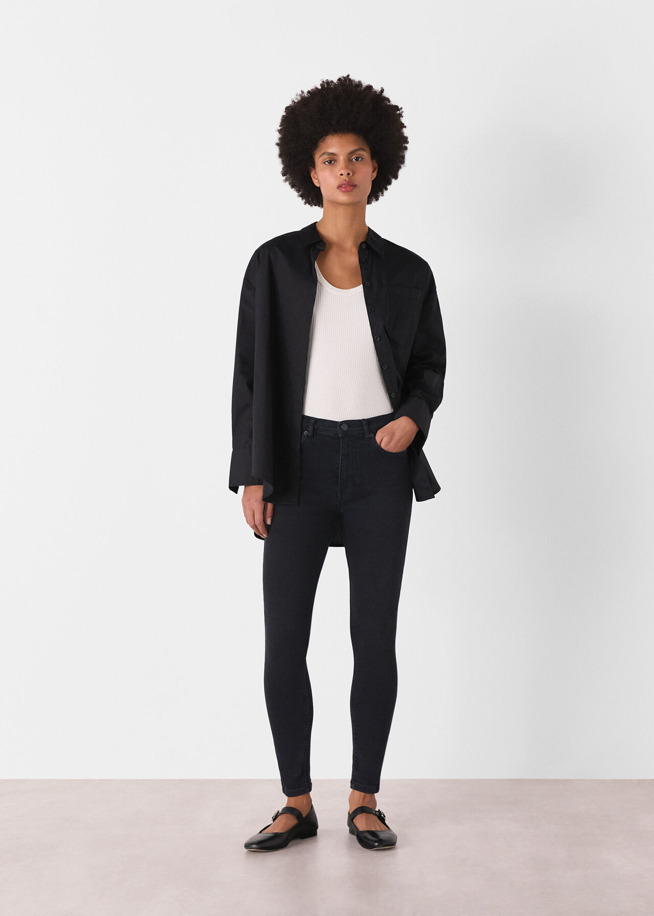 Stretch Sculpted Skinny Jean