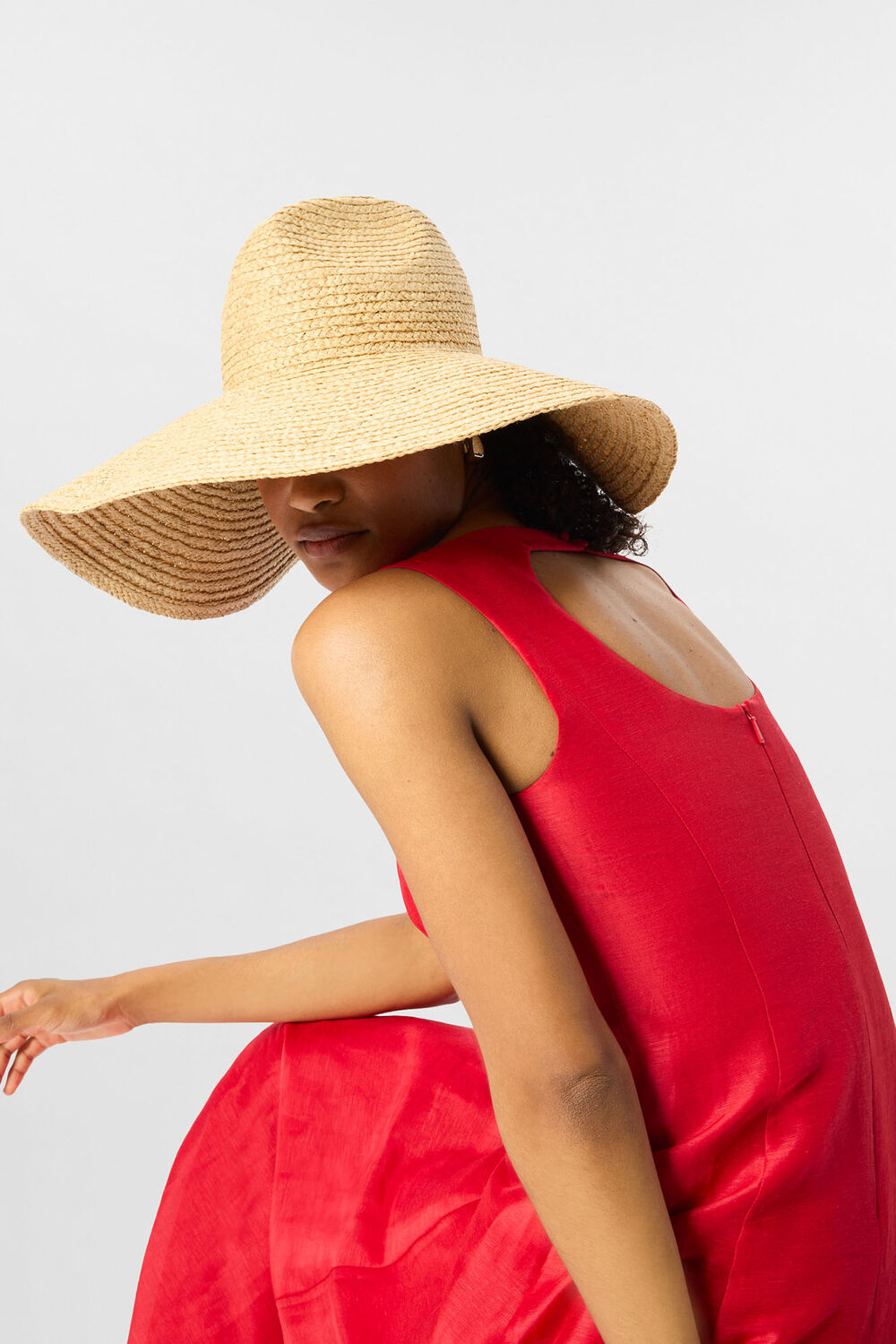 Neutral Oversized Straw Hat