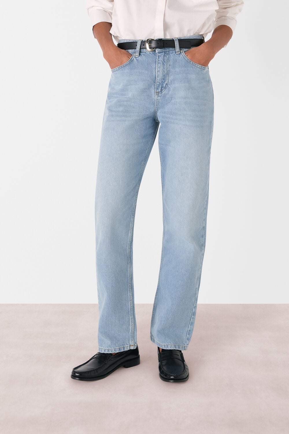 Light Wash Classic Straight Leg Jean