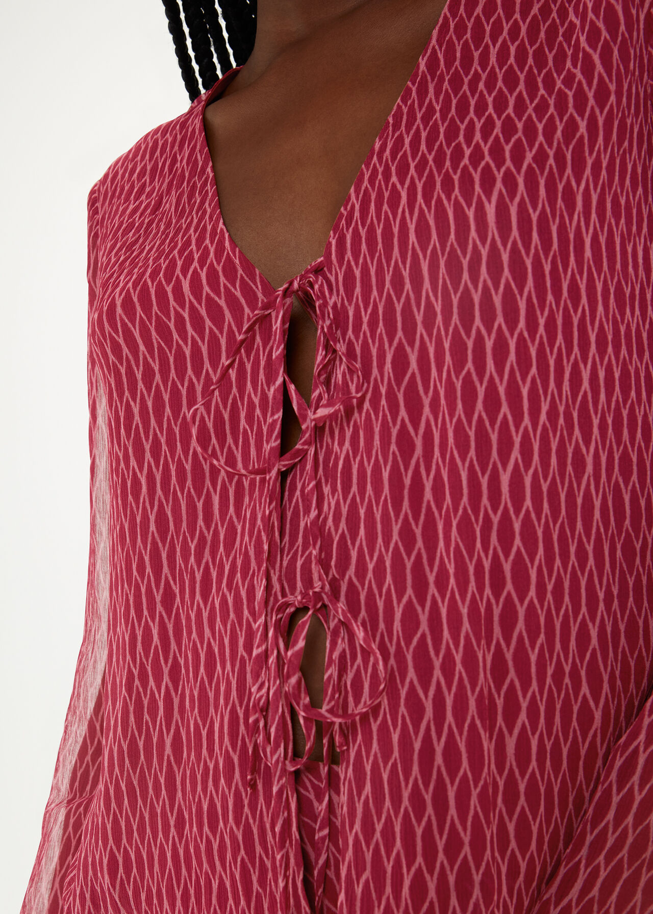 Dainty Net Tie Detail Top