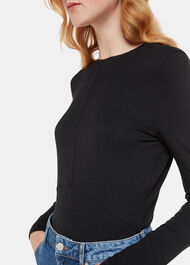 Curve Seam Detail Top