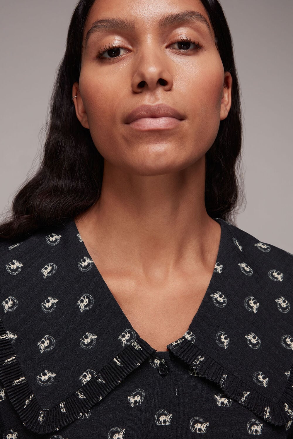 Horseshoe Print Collar Top