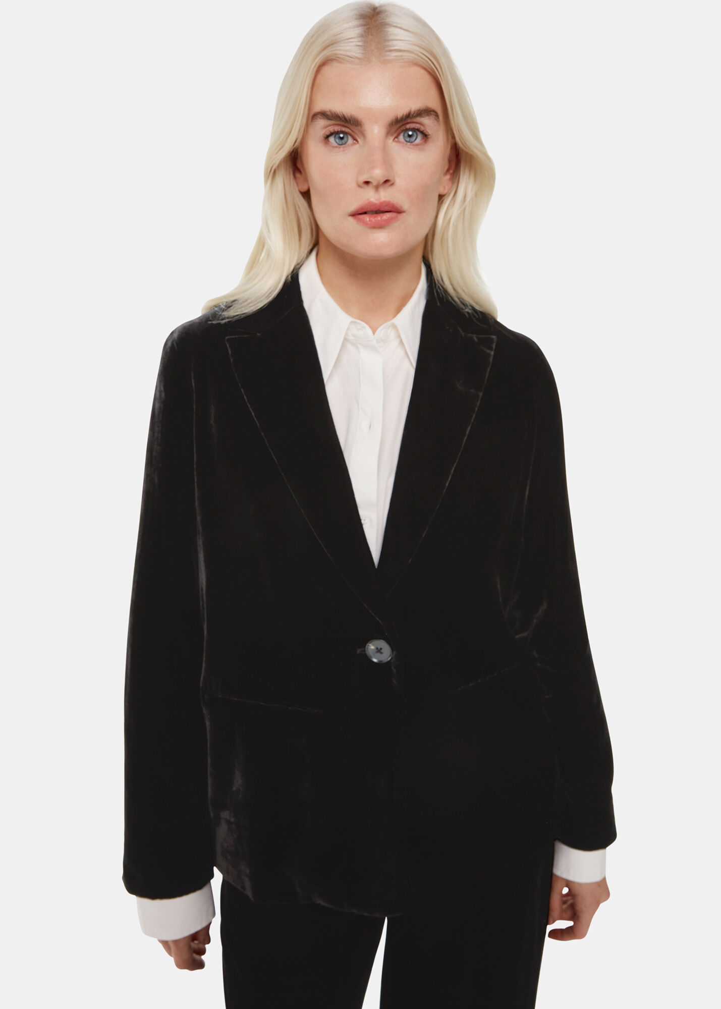 Velvet Blazer in Black