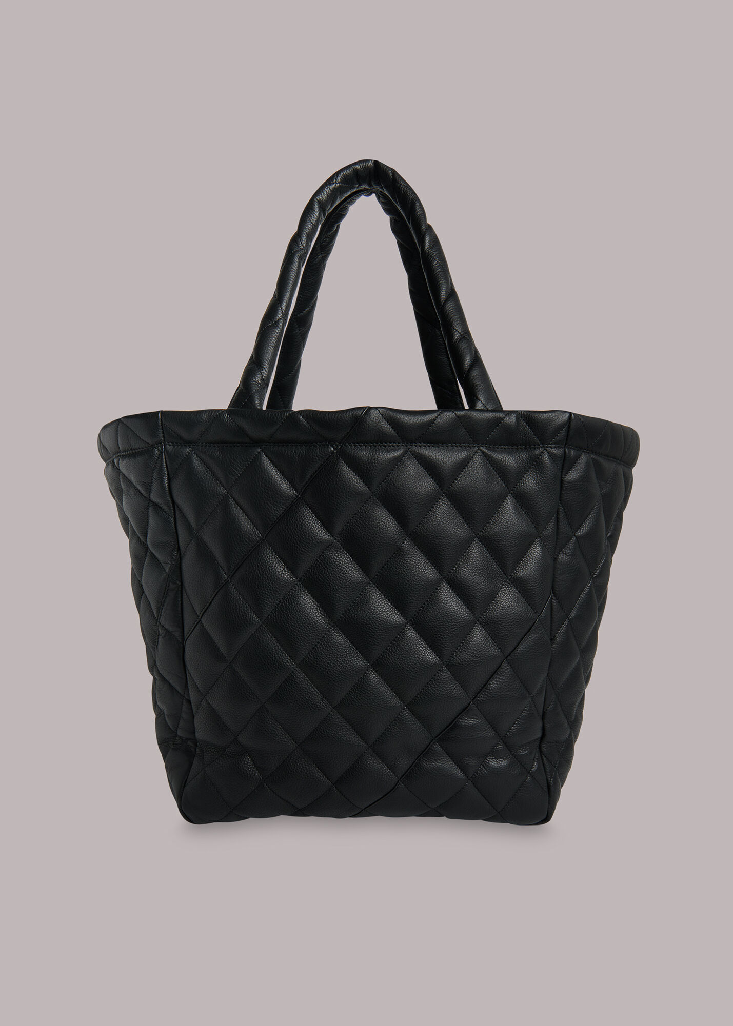 Black quilted tote bag deals