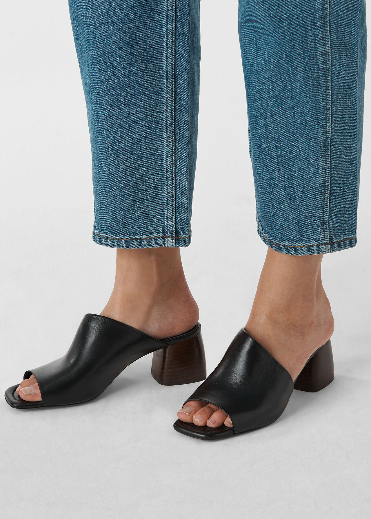 Arcade Asymmetric Mule Black