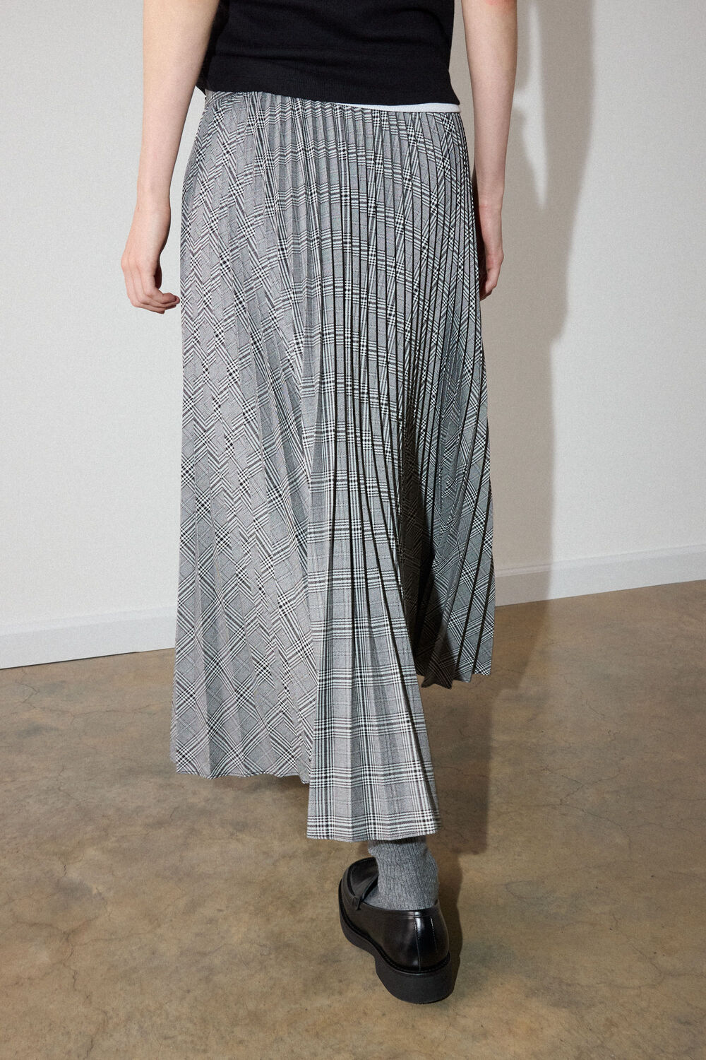 Grey Petite Check Pleated Midi Skirt