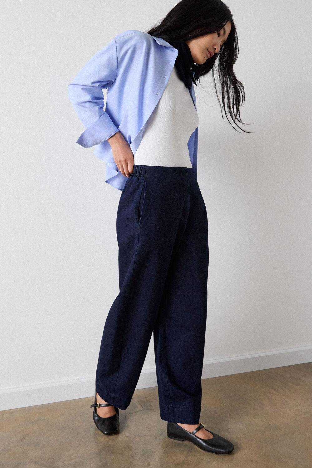 Dark Denim High Rise Clean Barrel Trouser